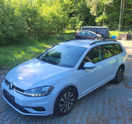 Volkswagen Golf cena 46900 przebieg: 223000, rok produkcji 2017 z Czempiń małe 562